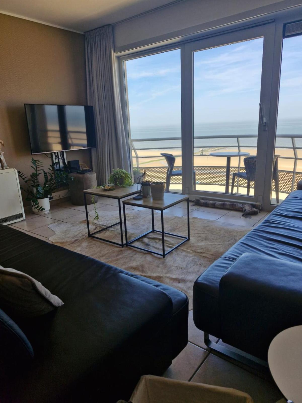 Appartement Met Zeezicht, Zwembad & Garage Ostend Room photo